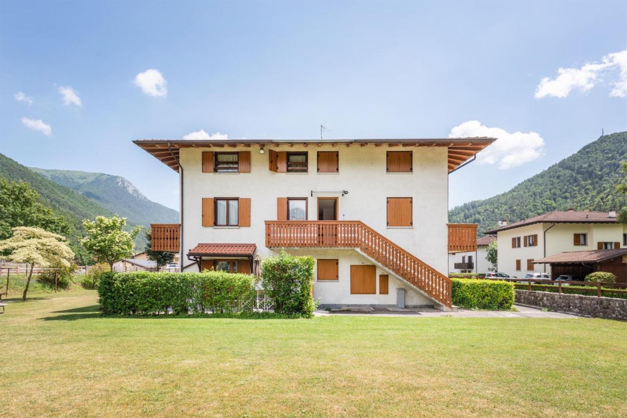 Апартаменты Casa Lucia Пьеве-ди-Ледро Экстерьер фото