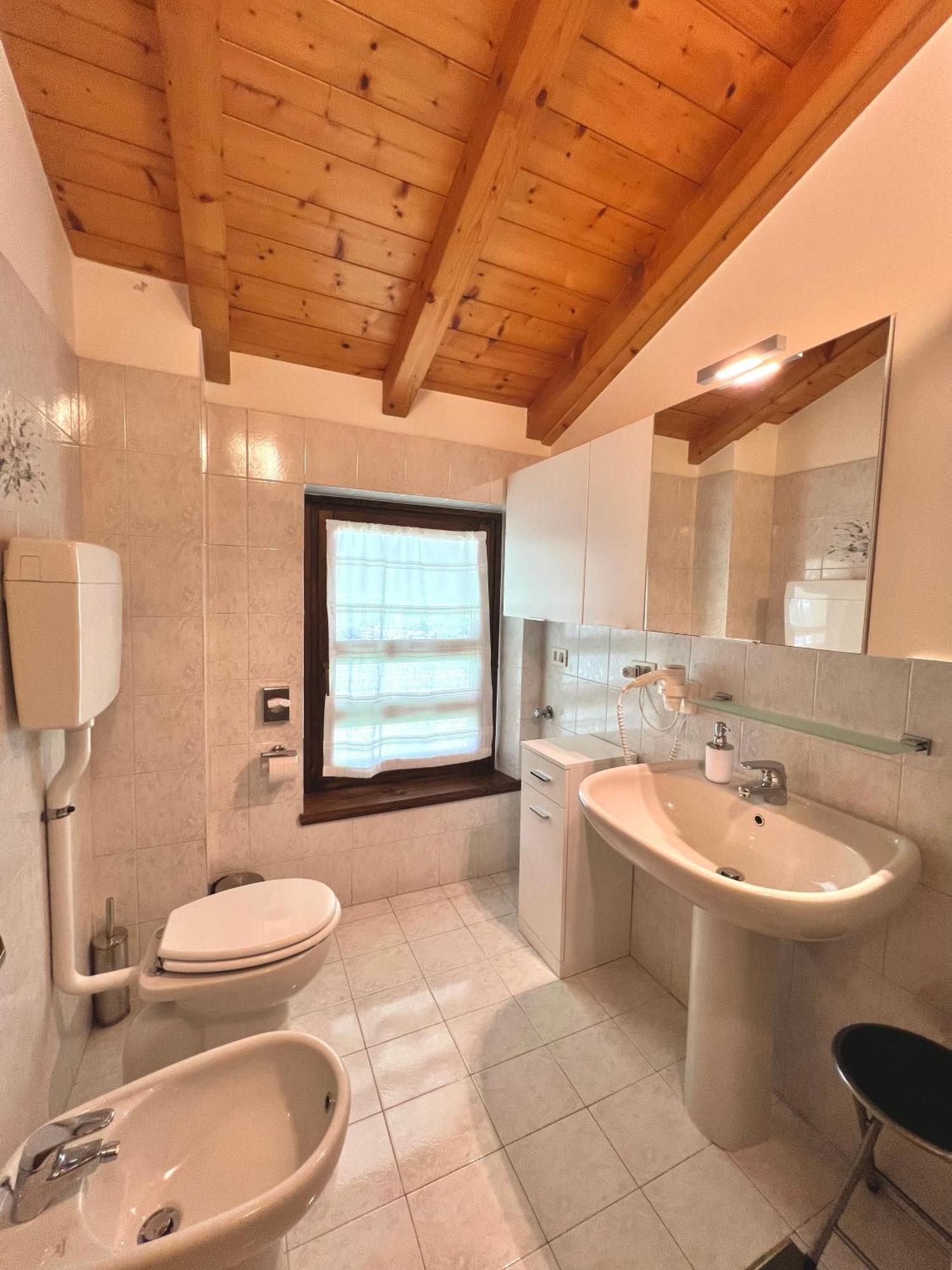 Апартаменты Casa Lucia Пьеве-ди-Ледро Экстерьер фото
